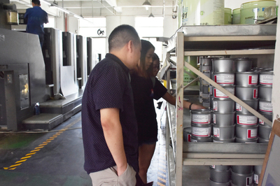 【暑期社會實踐】探訪快遞包裝生產企業--與“綠色快遞”休戚相關的生產制造